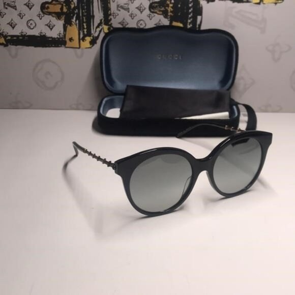 New Authentic Gucci Black Sunglasses GG0653SZ 001 - Picture 1 of 12